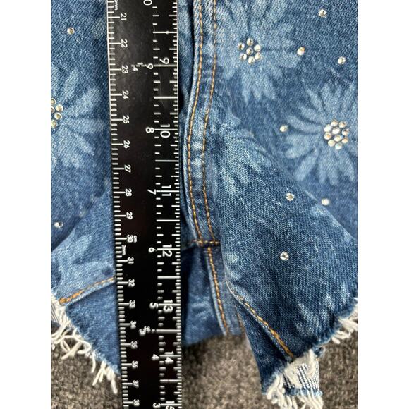 PINK Victoria's Secret Shorts Womens 14 Denim Daisy Rhinestone Raw Hem - Picture 9 of 10